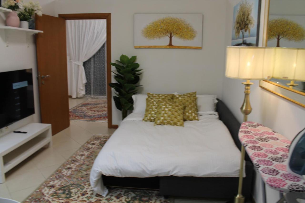 Newly Furnished Cozy 1 Bedroom Apartment Close To Jbr Beach And Metro Dubai Exterior foto
