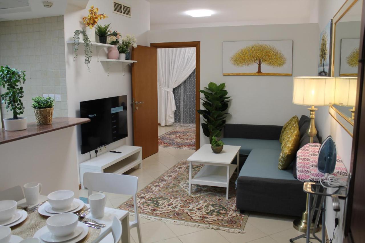 Newly Furnished Cozy 1 Bedroom Apartment Close To Jbr Beach And Metro Dubai Exterior foto